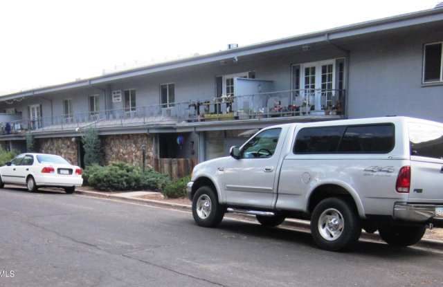 115 E Terrace Avenue unit: 29 photos photos