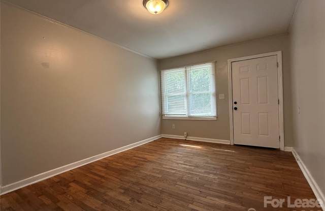 102 E Bradley Street Gallery 2