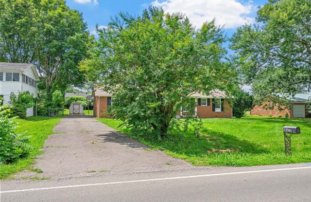 3 Bedroom Pet Friendly Home For Rent! photos photos