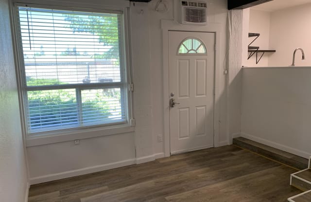 1411 East Sherman Avenue #2 Gallery 1