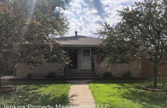 735 3rd St - 735 3rd Street, St. Paul Park, MN 55071