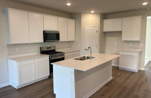 6909 Oak Rock Dr Gallery 4