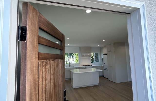 559 Sunset Ave Apts photos photos