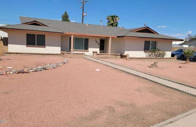 1648 E LAGUNA Drive photos photos