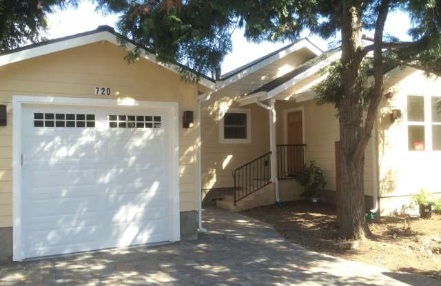 2 Bed 2 Bath House Downtown Palo Alto in Crescent Park. photos photos