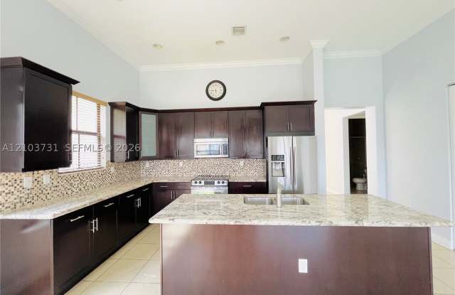 8377 NW 39th Ct Gallery 3