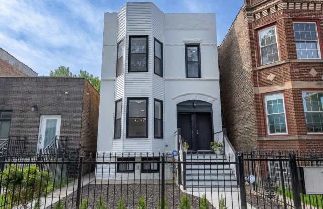 2837 W Lexington Street - 2837 West Lexington Street, Chicago, IL 60612