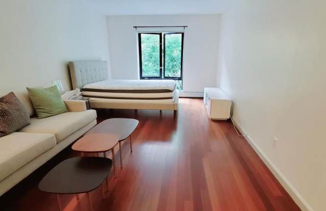 225 E 58th Street photos photos