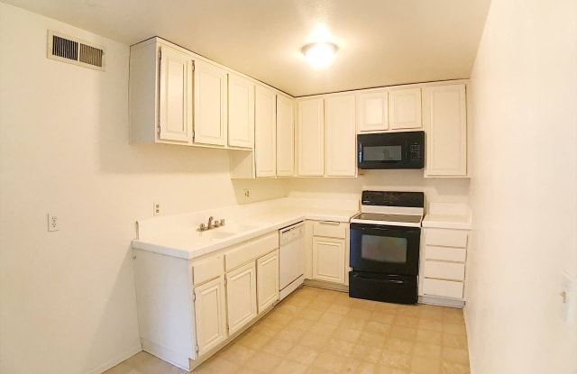 3490 Highwood Court - 3490 Highwood Court, Simi Valley, CA 93063