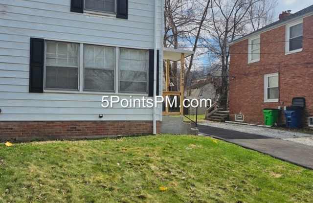 25170 Treadwell Avenue photos photos