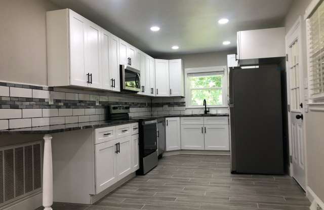 1418 Ratchford Drive Gallery 3