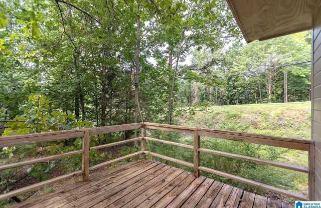 203 WINTERHAVEN DRIVE Gallery 4