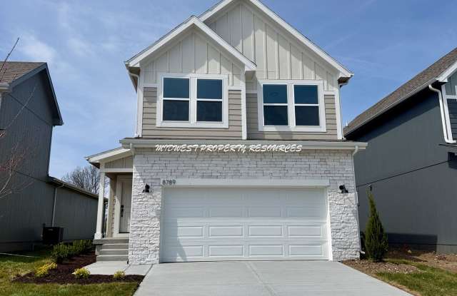 Brand-New 4 Bedroom Open w/Concept Living – Lee’s Summit Schools photos photos