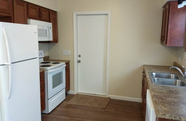 4298 E 73 1/2 Ave Gallery 3