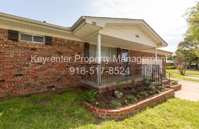 3 Bed 1.5 Bath in Great Midtown Location! photos photos