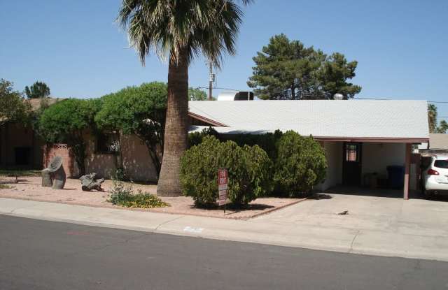 1030 W 12th Pl - 1030 West 12th Place, Tempe, AZ 85281