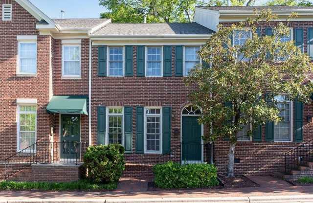 712 Parkham Lane photos photos