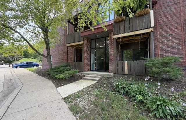 1320 Brook Street Gallery 2