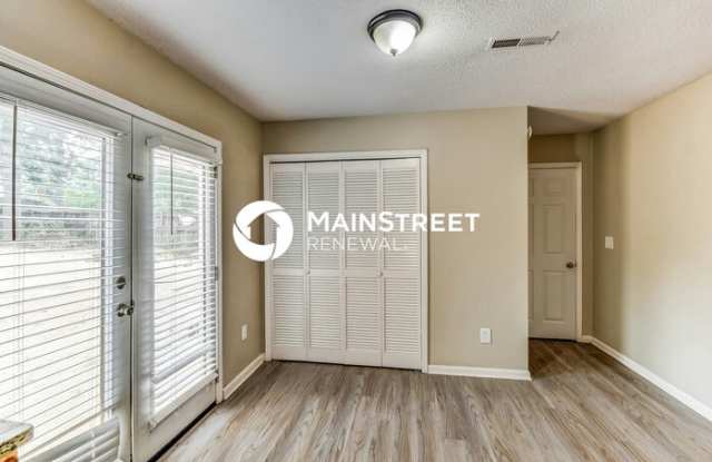 904 Pine Forest Circle Gallery 4