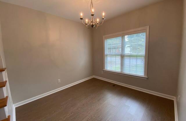 305 Amaryllis Way Gallery 4