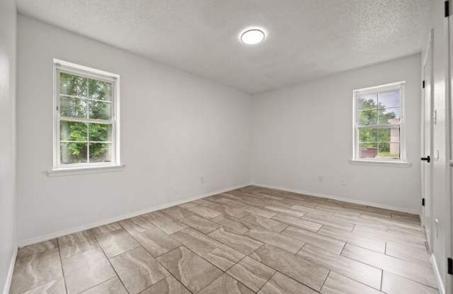 849 South Elm Street photos photos
