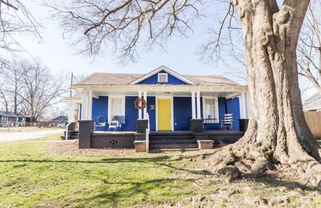 203 Virginia Avenue Gallery 2