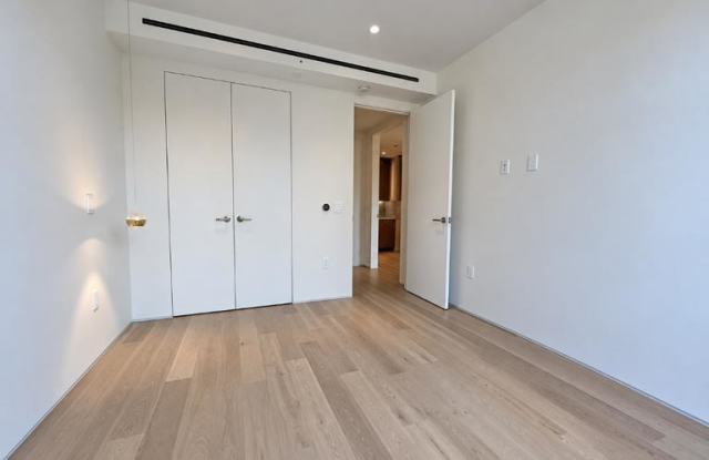 350 East 18th Street Gallery 3