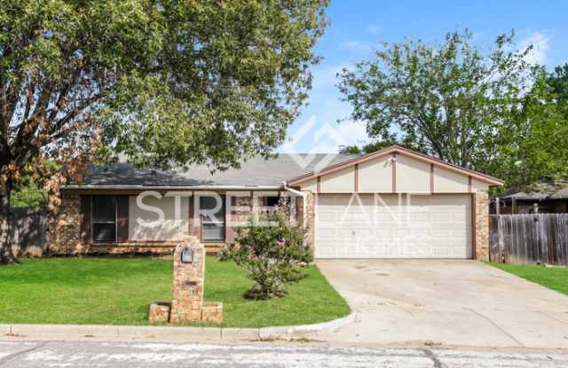 5717 Cedar Ridge Drive - 5717 Cedar Ridge Drive, Arlington, TX 76017