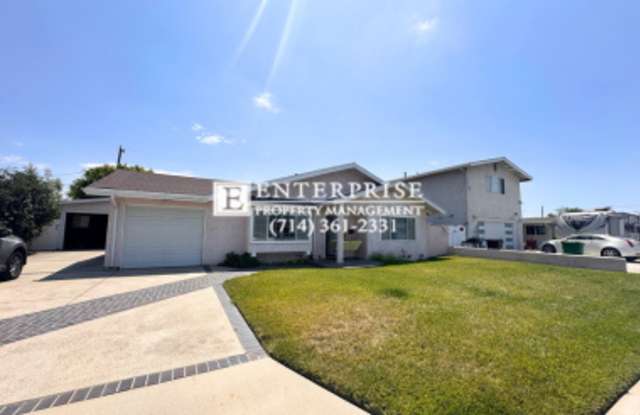 14132 Roxanne Drive photos photos