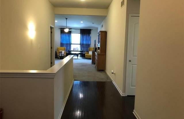 51271 UPLAND VIEW Street Gallery 3