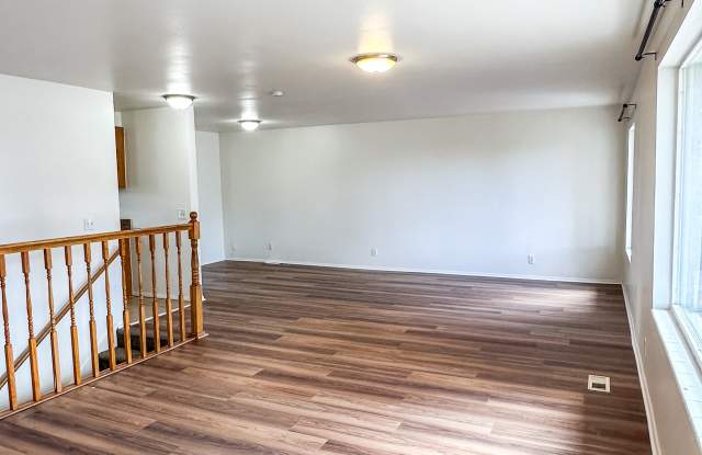 5333 Peachwood Cir Gallery 1