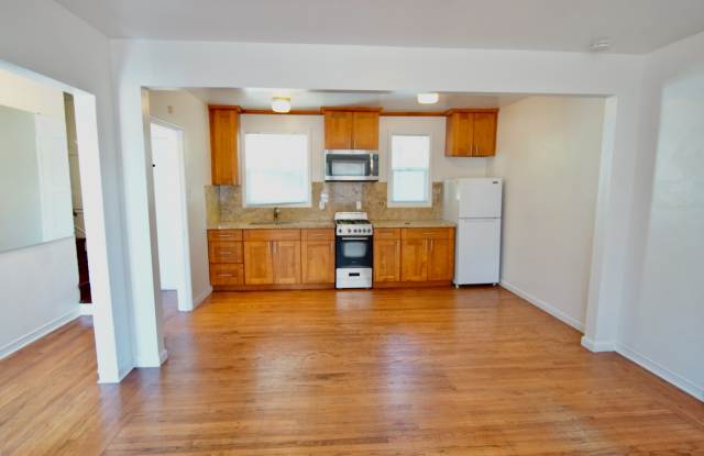 1602 Ashby/3001-3005 California Street - 1602 photos photos