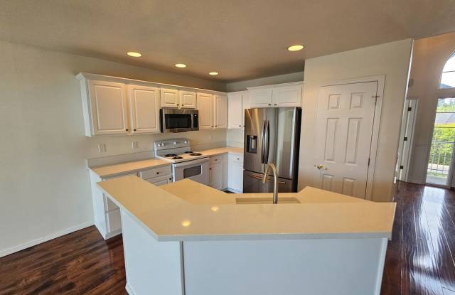 REMODELED Two Story Home with W/D Hookups ~ Crystal Springs 306 photos photos
