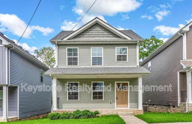 716 Perkins Avenue Gallery 1