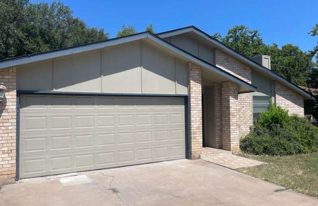$500 OFF FIRST MONTH RENT IF MOVE IN BY 8/15 * LEASE FOR 22 MONTHS at $1950 PER MONTH!! photos photos