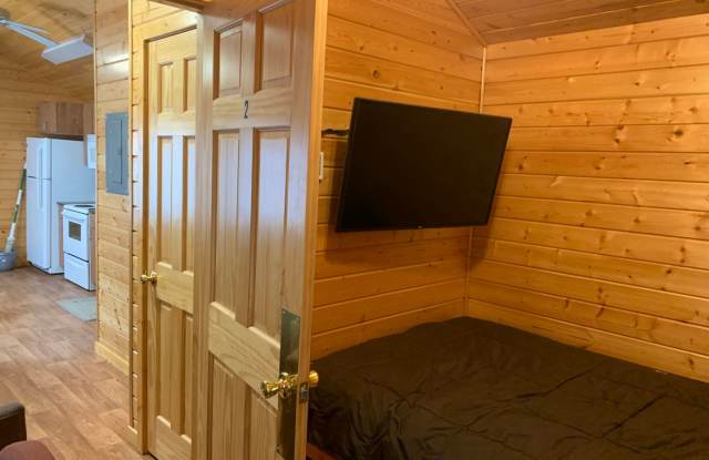 Fully furnished long term rental - 4139 Arden Avenue, Billings, MT 59101