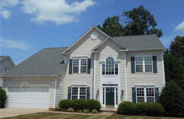 9527 Mitchell Glen Dr - 9527 Mitchell Glen Drive, Charlotte, NC 28277