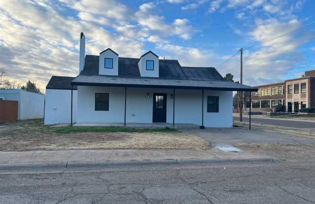 1129 W 14th St - 4/2 Home photos photos