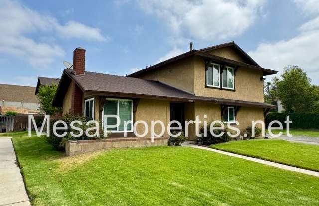 1749 E Fairfield Ct photos photos