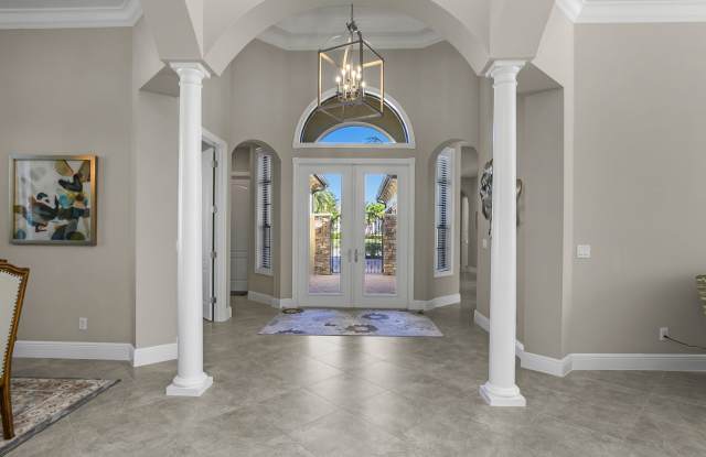 9325 Vercelli Court Gallery 2