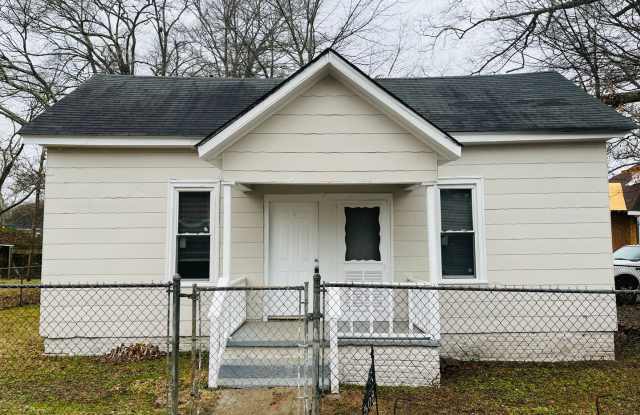 Completely updated 2 bedroom 1 bath home in Hogansville! Must See! photos photos