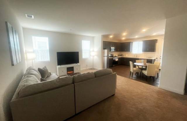 3 bedroom Pasadera Home in Guadalupe Gallery 4