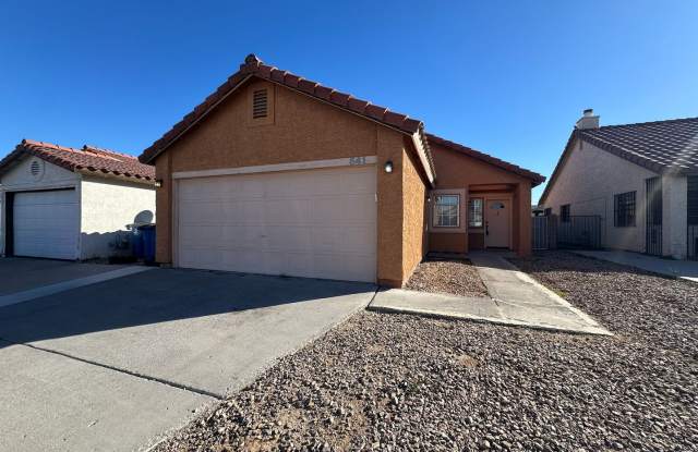 Single Story Home with 3 bedrooms photos photos