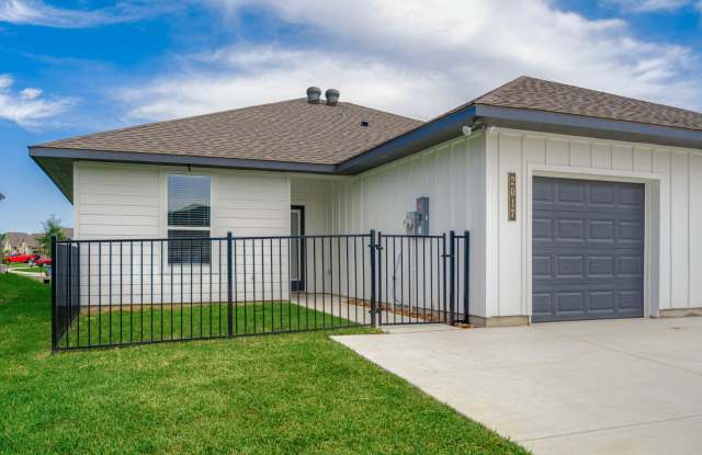 144 Trellis Pass Gallery 3