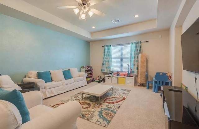 10097 Downbrook Drive Gallery 3
