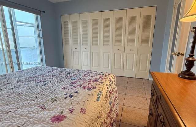 272 Camden L photos photos