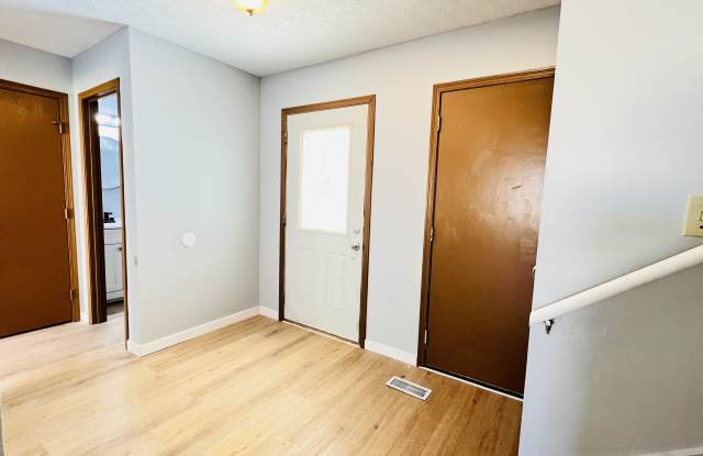 431 South Village Court - 1 Gallery 3