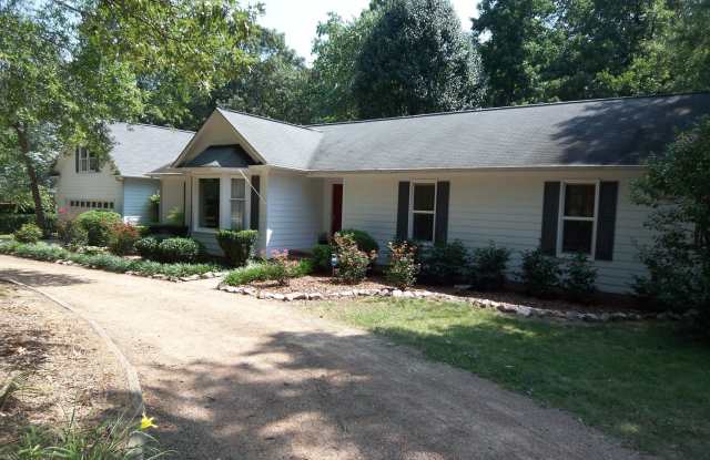 1020 Zephyr Circle Gallery 2