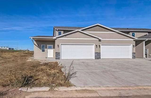 Beautiful new construction 3 bed/2.5 bath townhome photos photos