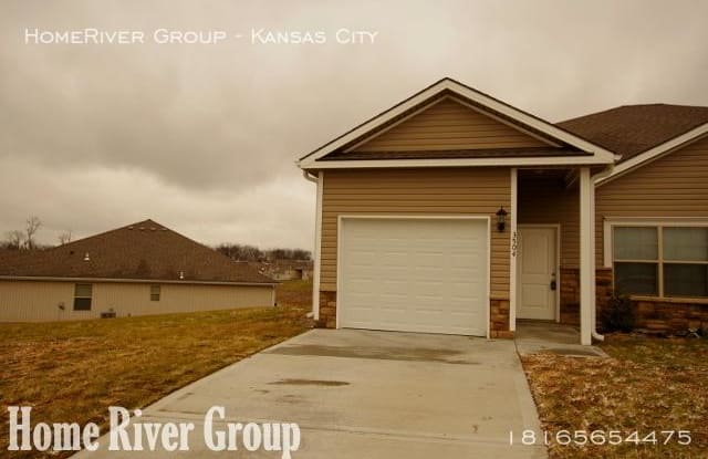 3504 NW 93rd Pl - 3504 Northwest 93rd Place, Kansas City, MO 64154